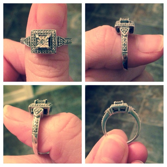 Size 7 promise ring from zales