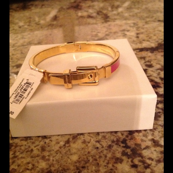 Michael Kors Jewelry - 💢reduced NWT Michael Kors Bracelet
