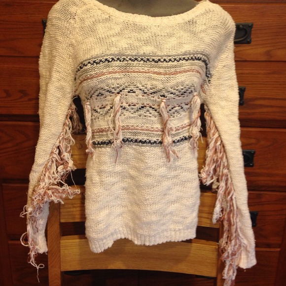 Bold fringe sweater.  Unique!!