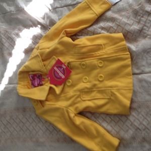Yellow jacket size 4t