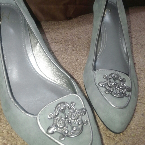 Women's J Vincent shoes~pre owned