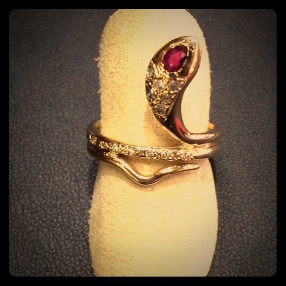 Snake ring 14 yg gold with diamonds and rubies - Picture 1 of 1