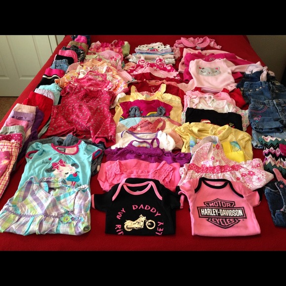 Girls Clothes 12-18 mos a lot!