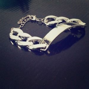 Simple silver chain bracelet