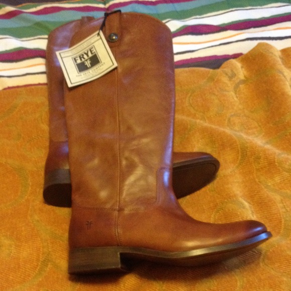 Sold on eBay. Frye Boots - Picture 2 of 4