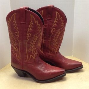 Laredo Red Cowboy Boots, Size 7!!