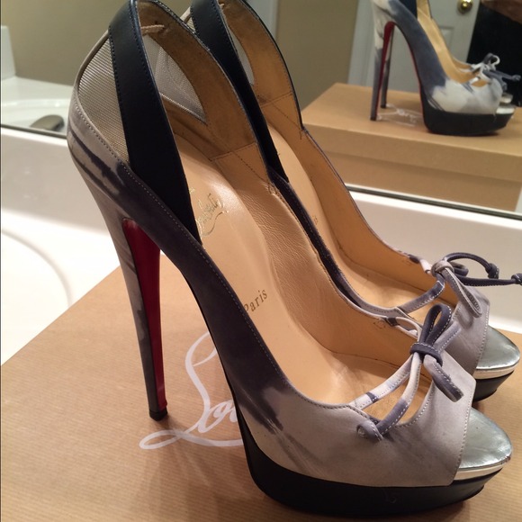 🚫SOLD🚫 Christian Louboutin shoes - Picture 2 of 4