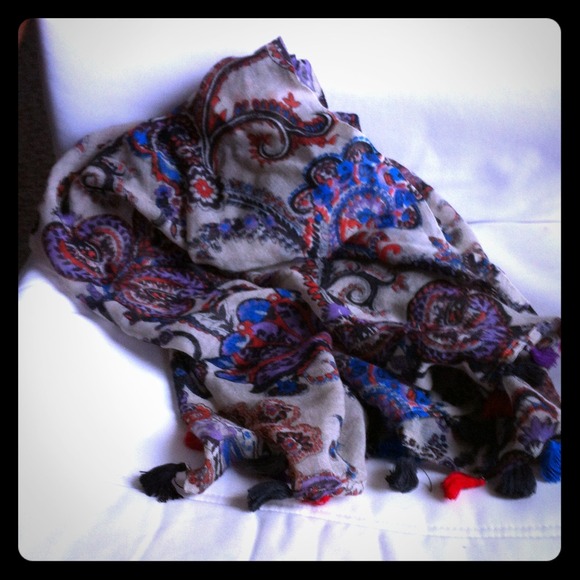 SALE! Michael Stars tasseled wool paisley scarf