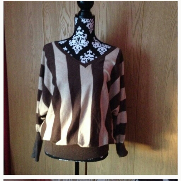 BCBG sweater