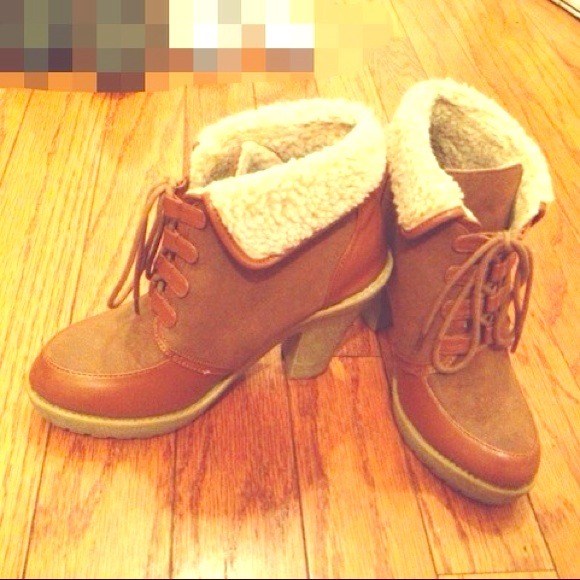 HM fur booties - Picture 1 of 4