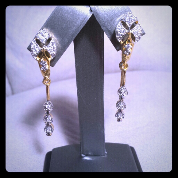Cubic Zirconia Dangling Ace of Spades Earrings