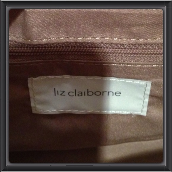 Liz Claiborne handbag 💖 - Picture 3 of 4