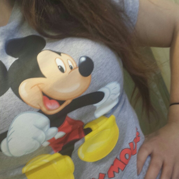 Mickey mouse tee! - Picture 4 of 4