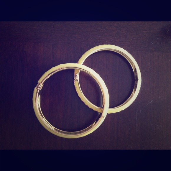 JewelMint yellow/pink bangle bracelets NEW! - Picture 1 of 3