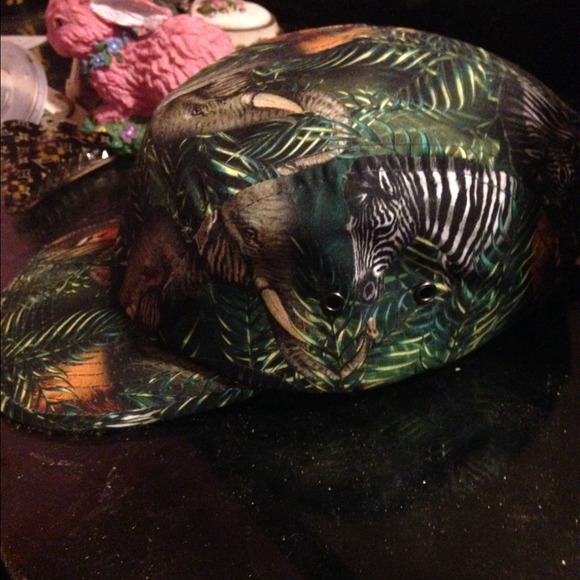 Cute 5 panel hat - Picture 1 of 3