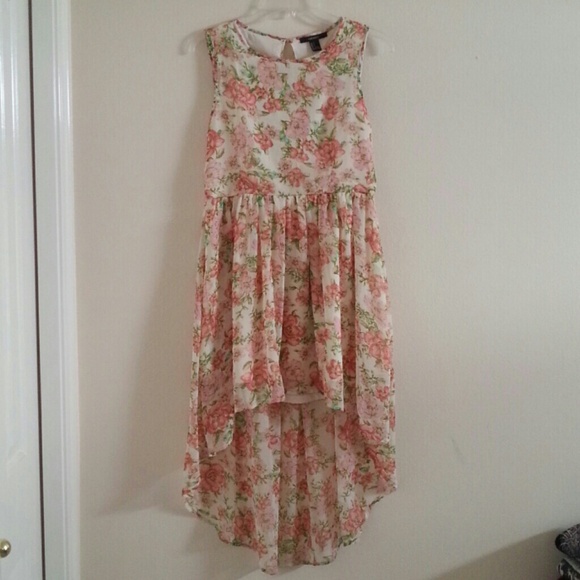 Dresses & Skirts - Floral Hi-low dress