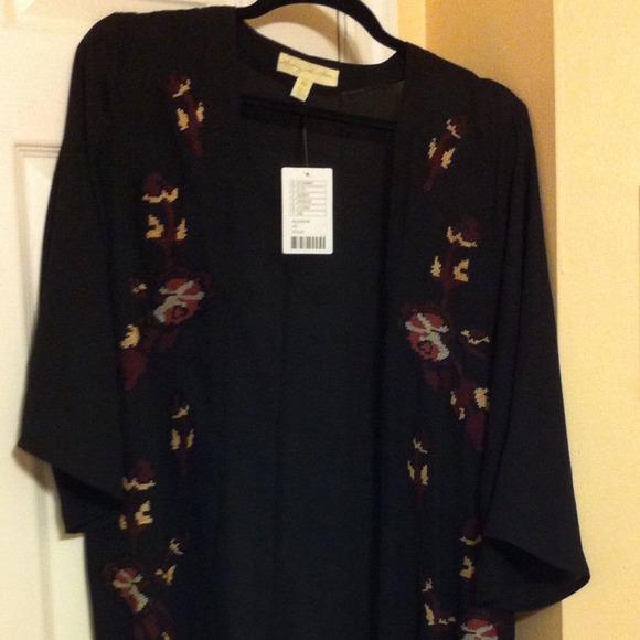 Urban Outfitters Jackets & Blazers - Urban outfitters black floral fringe kimono