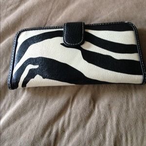 Attention Brand Wallet