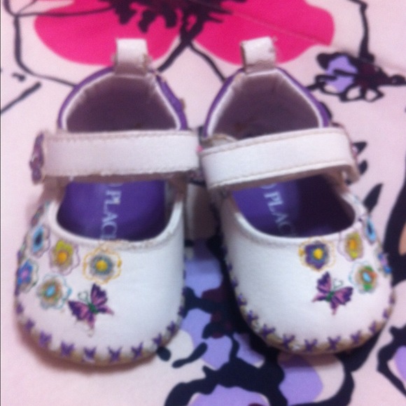 ⛔️Gifted⛔️children's place little shoes! Read⤵️