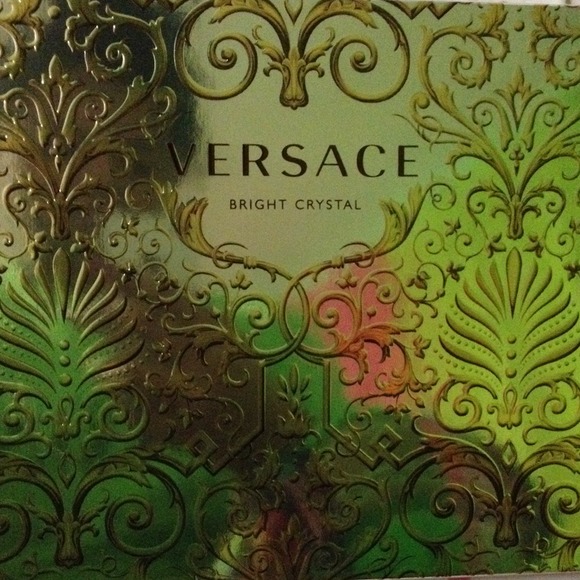 ON HOLD    Versace Bright Crystal