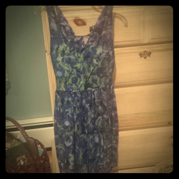 BRIGHT BLUE AND GREEN FLORAL DRESS!