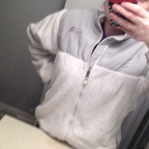 On hold for @smallsoless_ North face Denali fleece