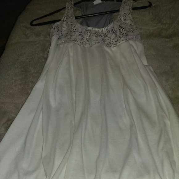 Top - Picture 2 of 2