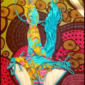 Super hot bikini/ Monokini!!!!