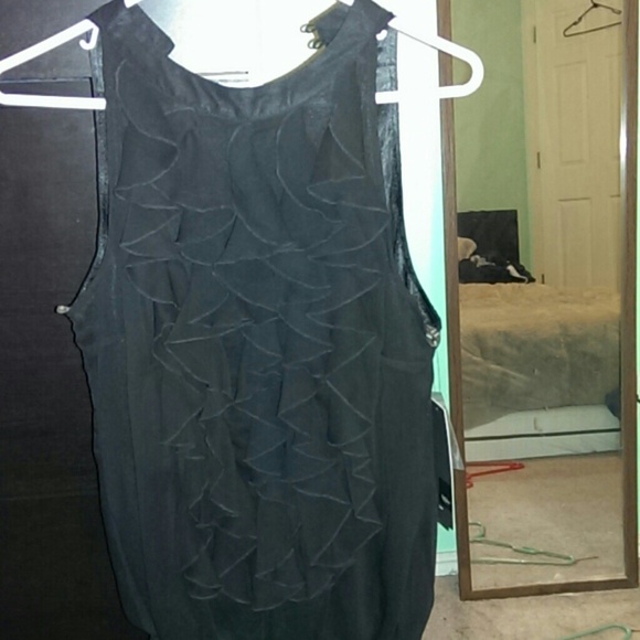 Top - Picture 2 of 2