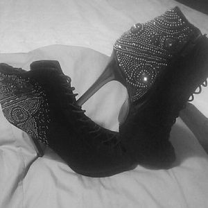 Sexy Sam Edelman Embellished Ankle Bootie