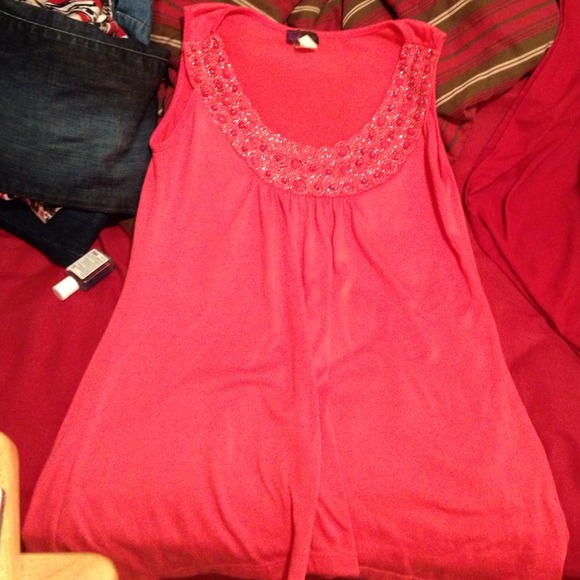 Shirt - Picture 3 of 4