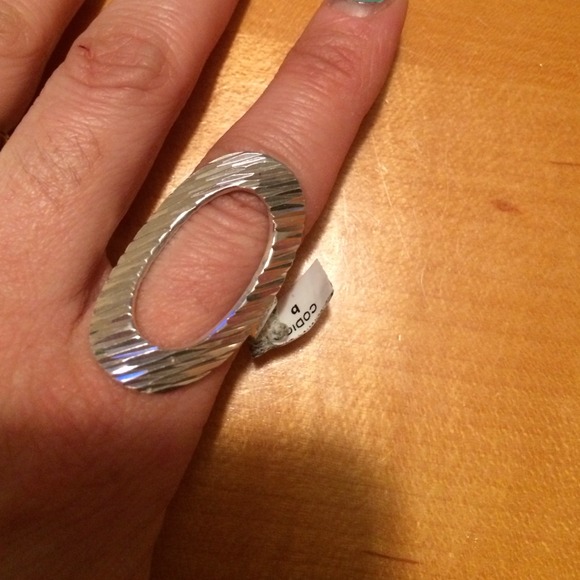 Silver ring! NEW PRICE!!!