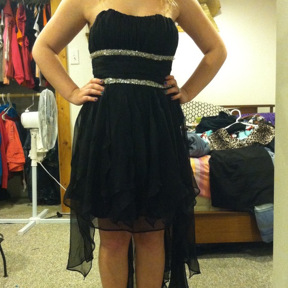 Homecoming dress - Picture 1 of 2