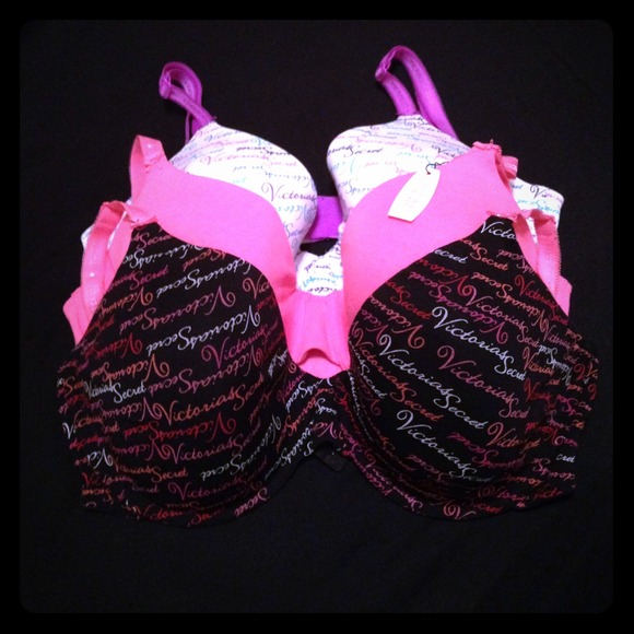 💜💗VS push up bra Bundle !!!!!! 💗💜