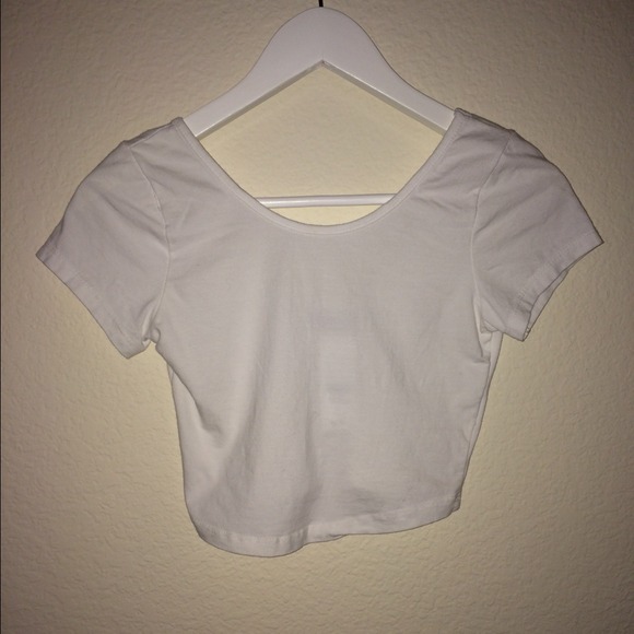 🌟TRADED🌟Brandy Melville white crop top
