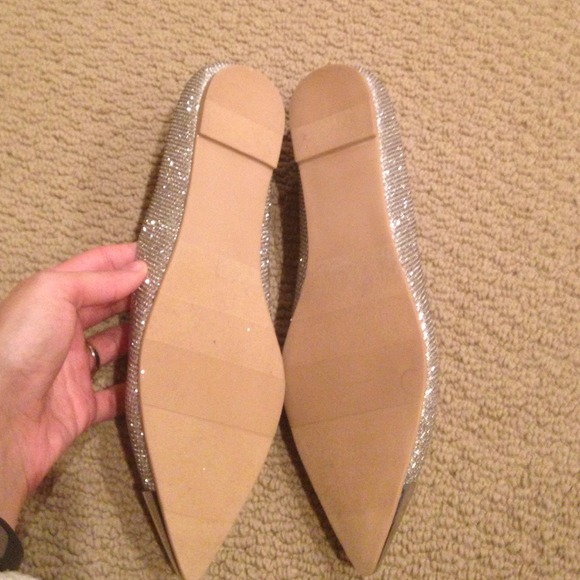 🚫bundled Rock and Republic silver sparkle flats - Picture 3 of 4