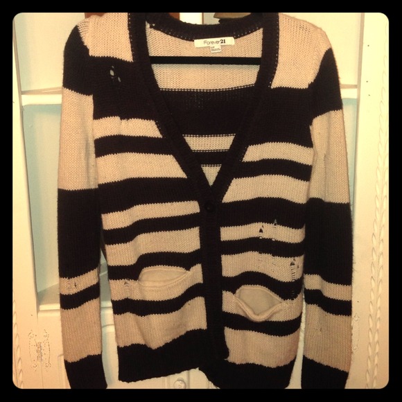 Forever 21 Sweater