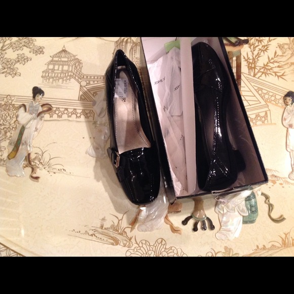 "SOLD" Liz Baker Shoes