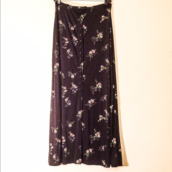 90's Black Floral Print Maxi Skirt
