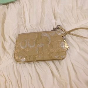 Never been used coach wristlet