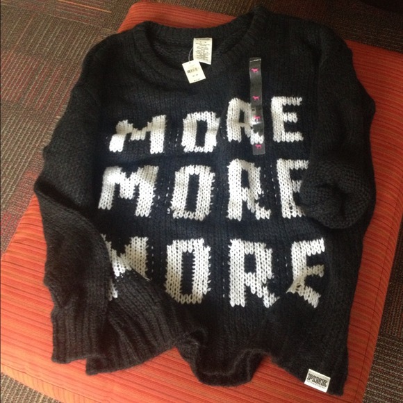 Victoria's Secret Sweaters - 🎉2x HP 3/7,11💕Victoria's Secret Pink Sweater💕