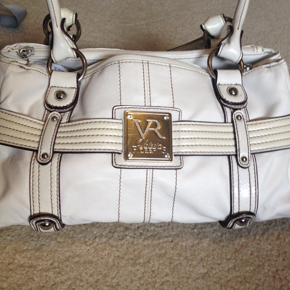 Victoria Roberts white handbag