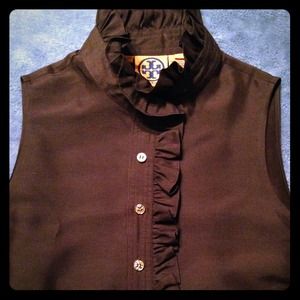 Fabulous Tory Burch Sleeveless Silk Blouse.