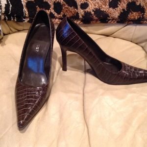 Beautiful Brown Leather Heels