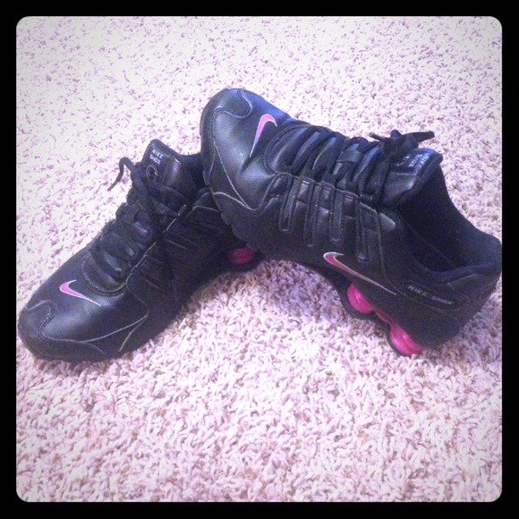 *ON HOLD* Black and pink Nike Shox