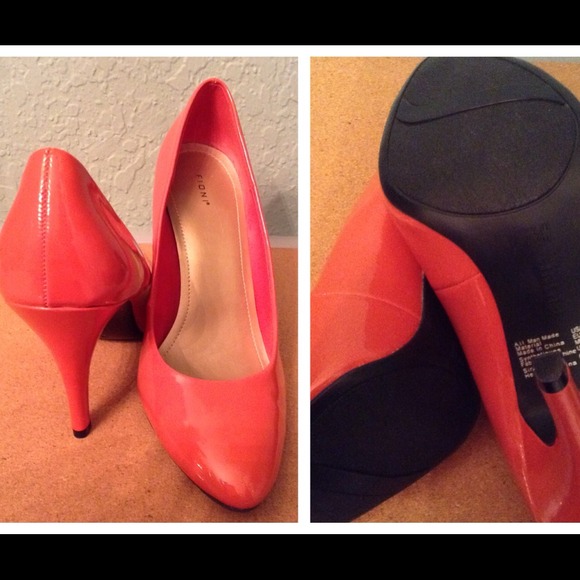 💕HP💕 CUTE CORAL PATENT PUMPS - Picture 2 of 2