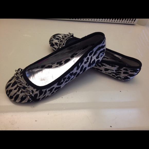 Cute babe phat shoes