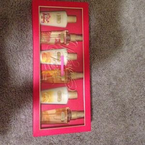 Victoria's Secret fragrance set NWT