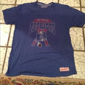Patriots Shirt - Size M