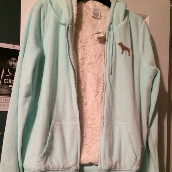 SOLDVictoria's Secret PINK jacket! New with tags! - Picture 2 of 3